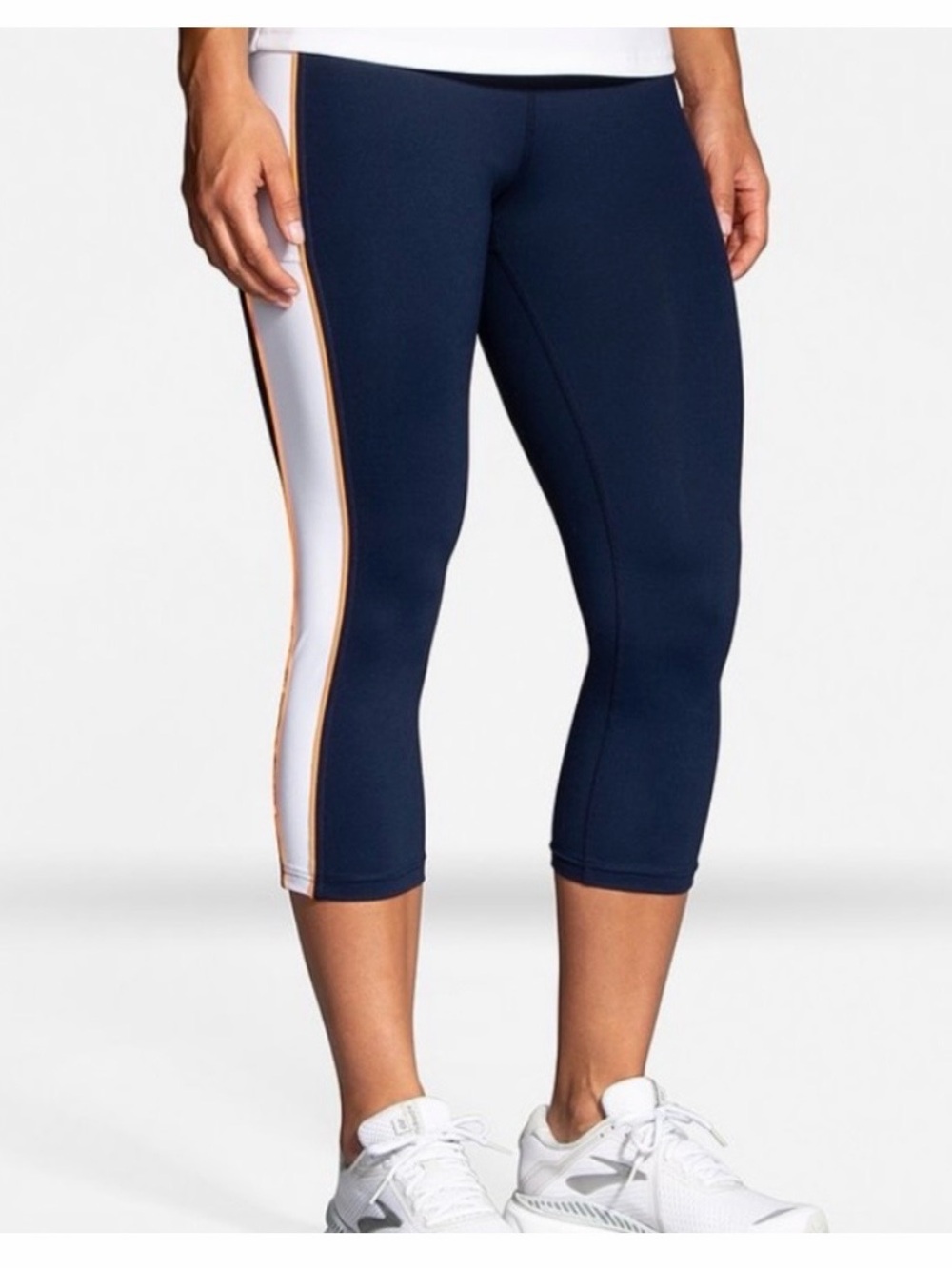 Brooks Greenlight Capri NWT Small